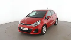 Rot Gebraucht 2016 Kia Rio 2 Limousine | 8.570 € (Fairer Preis)