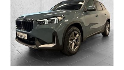 Second-hand BMW X1 Shadowline 211 CP (155 kW) 2023 Verde SUV