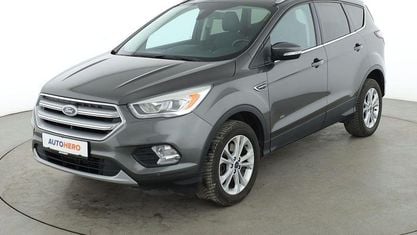 Gebraucht Ford Kuga Titanium 179 PS (131 kW) 2017 Grau SUV