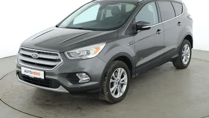 Gebraucht Ford Kuga Titanium 179 PS (131 kW) 2017 Grau SUV