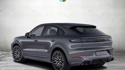Grau Gebraucht 2025 Porsche Cayenne Coupe Coupé | 104.500 €