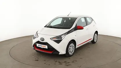 Gebraucht Toyota Aygo X-clusiv 72 PS (52 kW) 2019 Weiß Kleinwagen