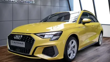 Gebraucht Audi A3 S-Line 150 PS (110 kW) 2024 Gelb Limousine