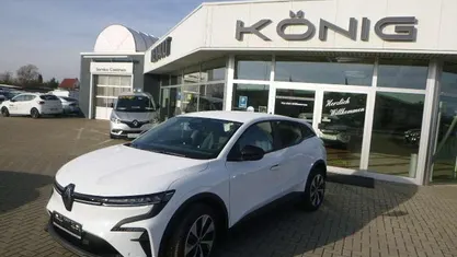 Arktisweiß Gebraucht 2023 Renault Megane E-Tech Evolution Limousine | 26.989 € (Fairer Preis)