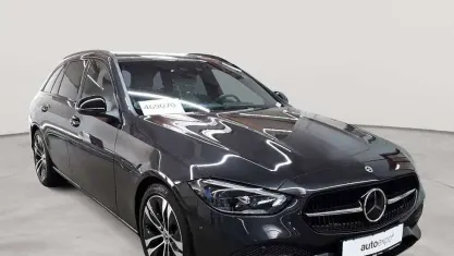 Gebraucht Mercedes C220 Avantgarde 200 PS (147 kW) 2023 Graphitgrau metallic Kombi