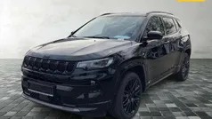 Solid black Gebraucht 2023 Jeep Compass Altitude SUV | 28.890 € (Fairer Preis)