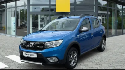 Gebraucht Dacia Sandero Prestige 90 PS (66 kW) 2019 Blau Limousine