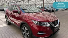 Rot Gebraucht 2021 Nissan Qashqai Zama SUV | 20.990 € (Fairer Preis)