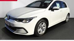 Weiß Gebraucht 2021 VW Golf VIII Life | 23.380 € (Fairer Preis)