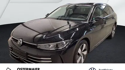 Grenadillschwarz Gebraucht 2025 VW Passat Elegance Kombi | 34.030 € (Guter Preis)