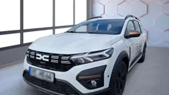 Gebraucht 2024 Dacia Jogger Extreme Van / Kleinbus | 22.730 € (Fairer Preis)