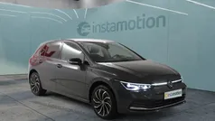Grau Gebraucht 2023 VW Golf VIII Move Limousine | 26.050 € (Fairer Preis)