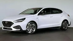 Atlasweiss Neu 2024 Hyundai i30 N Line Limousine | 26.470 € (Fairer Preis)