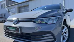 Mondsteingrau Gebraucht 2022 VW Golf VIII Life Kombi | 22.140 € (Fairer Preis)