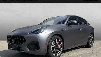 Gebraucht Maserati Grecale GT 300 PS (220 kW) 2023 Grau (grigio lava metallic) SUV