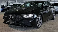 Metalliclack kosmosschwarz Gebraucht 2024 Mercedes A180 AMG Limousine | 31.450 € (Fairer Preis)