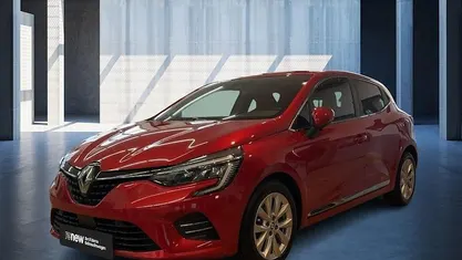 Begagnad Renault Clio V Intens 91 HK (66 kW) 2022 Röd Sedan