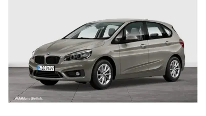 Gebraucht BMW 220 Advantage 192 PS (141 kW) 2016 Silber Van / Kleinbus