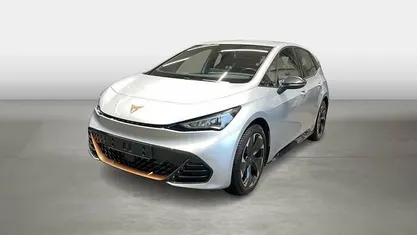 Gebraucht Cupra Born 169 kW (231 PS) 2024 Geysirsilber Kleinwagen