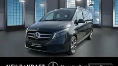 Gebraucht 2023 Mercedes V220 Sport Van / Kleinbus | 49.880 € (Fairer Preis)