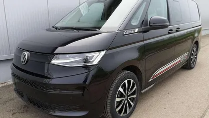 Starlightblau metallic Neu 2025 VW Multivan Comfortline Van | 58.920 € (Guter Preis)