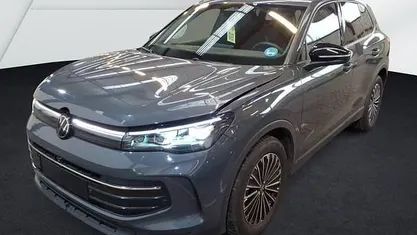 Grau Gebraucht 2025 VW Tiguan Goal SUV | 36.490 € (Fairer Preis)