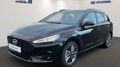 Abyss black Gebraucht 2025 Hyundai i30 Advantage Kombi | 25.980 € (Fairer Preis)