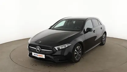 Gebraucht Mercedes A180 AMG line 136 PS (100 kW) 2019 Schwarz Limousine