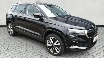 Neu Skoda Karoq Selection 150 PS (110 kW) 2026 Graphitegrau metallic SUV