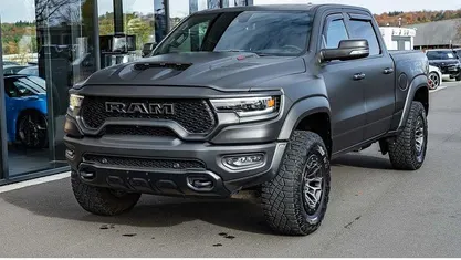 Gebraucht Dodge Ram 702 PS (516 kW) 2022 Basis flamered) (schwarz Abholung