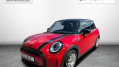 Rot Gebraucht 2022 Mini Cooper Classic Kleinwagen | 21.490 € (Guter Preis)