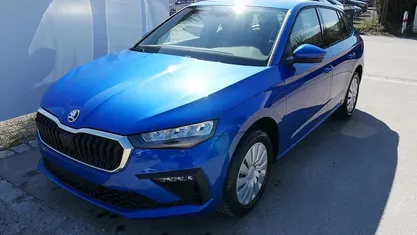 Neu Skoda Scala Selection 150 PS (110 kW) 2026 Raceblau metallic Kleinwagen