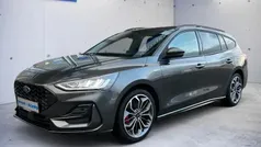 Magnetic grau metallic Gebraucht 2023 Ford Focus ST-Line Kombi | 24.590 € (Fairer Preis)