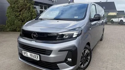 Neu Opel Zafira Edition 179 PS (131 kW) 2026 Lack grau artense/typ aussenve Van / Kleinbus
