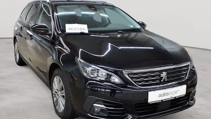 Gebraucht 2021 Peugeot 308 SW Allure Kombi | 12.190 € (Superpreis)
