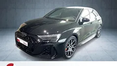 Mythosschwarz metallic Gebraucht 2025 Audi RS3 Sportback Ambiente Kleinwagen | 69.340 € (Fairer Preis)
