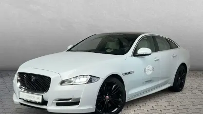 Gebraucht Jaguar XJ R-Sport 300 PS (220 kW) 2018 Weiss Limousine