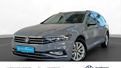 Gebraucht VW Passat Business 150 PS (110 kW) 2023 Kombi