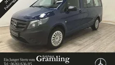 Stahlblau Gebraucht 2022 Mercedes Vito Van / Kleinbus | 33.889 € (Fairer Preis)