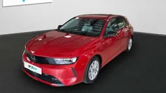 Lackierung peperoncino red/typ (rot) Gebraucht 2024 Opel Astra Business Elegance Kleinwagen | 28.750 € (Fairer Preis)