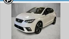 Candyweiß Gebraucht 2024 Seat Ibiza FR-Line Limousine | 20.998 € (Fairer Preis)