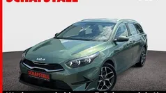 Gruen ((exg) experience green met.) Gebraucht 2024 Kia Ceed Sportswagon Spirit Kombi | 23.979 € (Guter Preis)