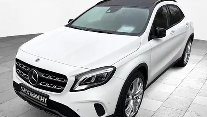 Gebraucht Mercedes GLA200 Urban 156 PS (114 kW) 2019 SUV