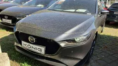 Machine grey Gebraucht 2024 Mazda 3 Selection Limousine | 23.490 € (Superpreis)