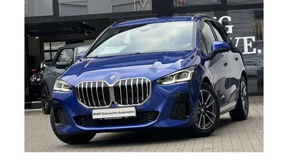 Gebraucht 2024 BMW 218 Active Tourer M Sport Van / Kleinbus | 32.790 € (Fairer Preis)