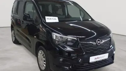 Gebraucht Opel Combo Life Elegance 131 PS (96 kW) 2023 Karbonschwarz metallic Van / Kleinbus