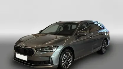 Używany Skoda Superb Selection 265 KM (194 kW) 2025 Szary Kombi