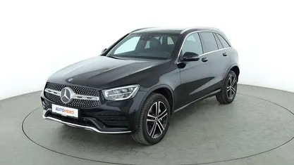 Gebraucht Mercedes GLC300e AMG line 122 PS (89 kW) 2021 Schwarz SUV