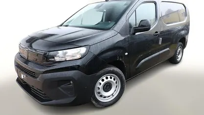 Gebraucht Peugeot Partner 131 PS (96 kW) 2025 Van / Kleinbus