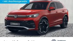 Persimmon red metallic Gebraucht 2024 VW Tiguan R-line SUV | 49.850 € (Superpreis)
